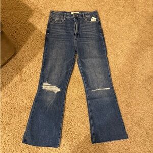NWT Hidden brand Ankle Cropped Flare Jeans with Distressed Detail